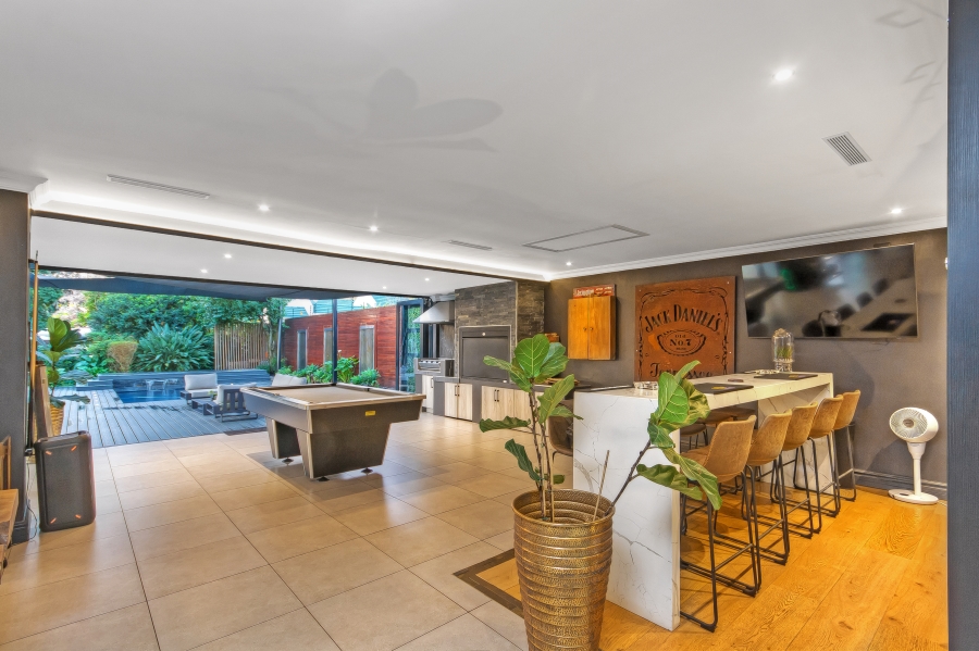 To Let 3 Bedroom Property for Rent in Sandown Estate Gauteng