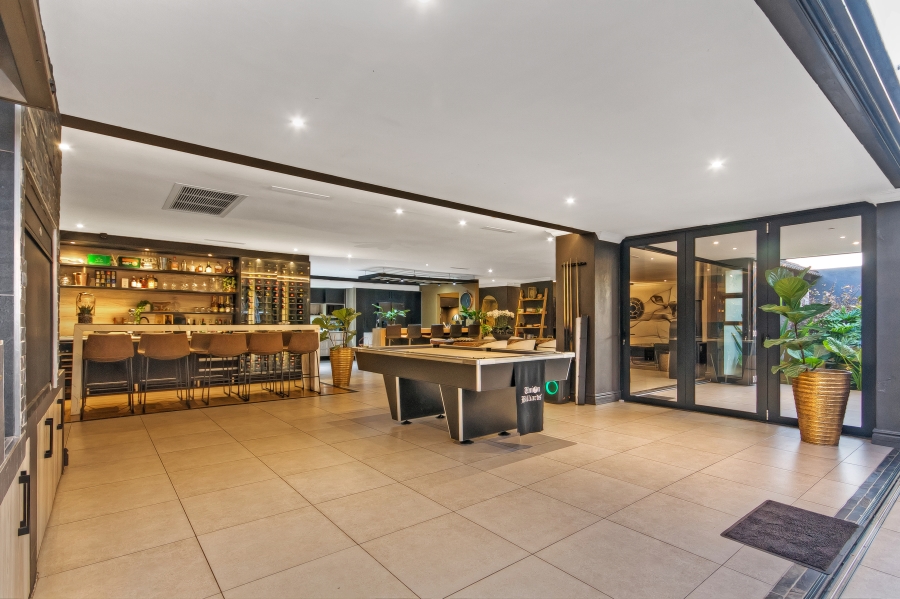 To Let 3 Bedroom Property for Rent in Sandown Estate Gauteng
