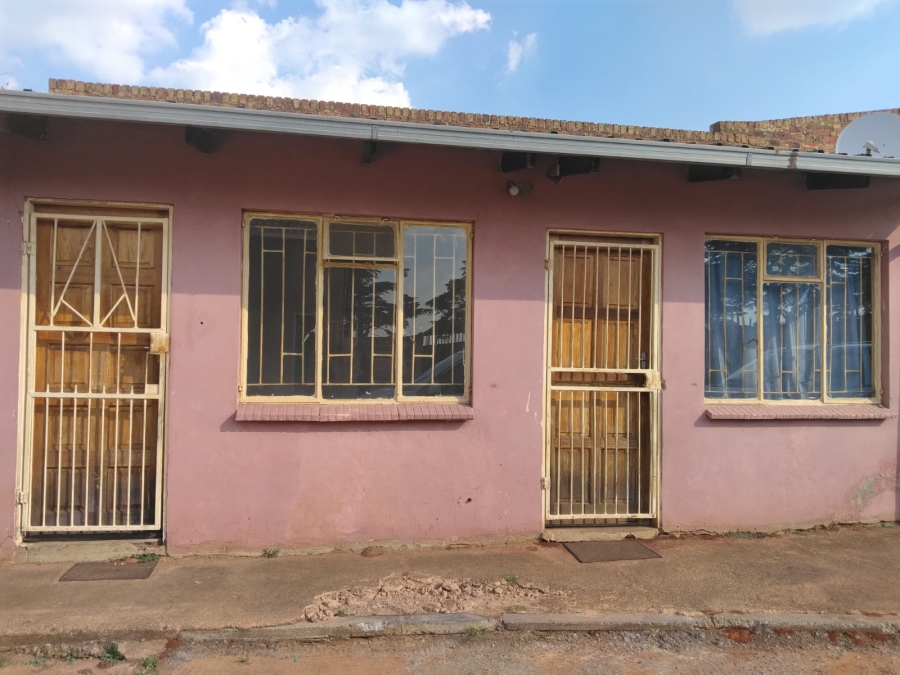 10 Bedroom Property for Sale in Van Dyk Park Gauteng