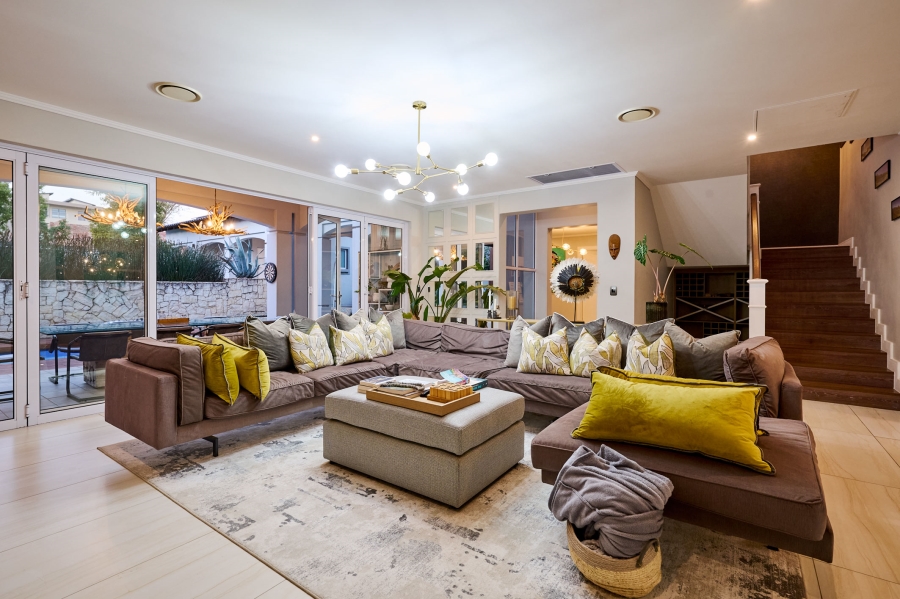 5 Bedroom Property for Sale in Waterfall Country Estate Gauteng