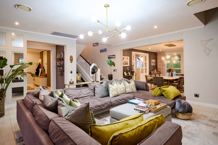 5 Bedroom Property for Sale in Waterfall Country Estate Gauteng