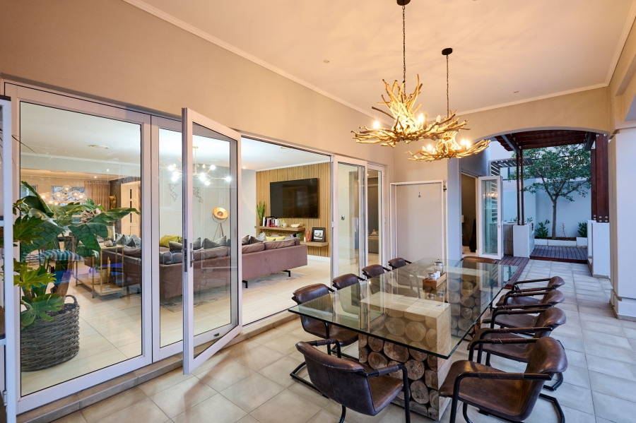 5 Bedroom Property for Sale in Waterfall Country Estate Gauteng