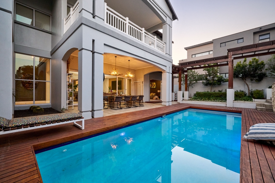 5 Bedroom Property for Sale in Waterfall Country Estate Gauteng