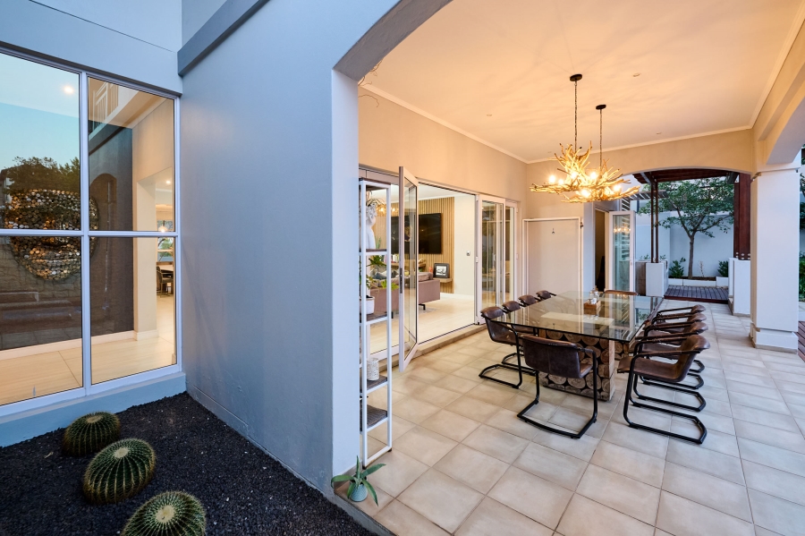 5 Bedroom Property for Sale in Waterfall Country Estate Gauteng