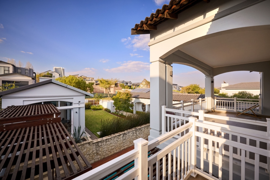 5 Bedroom Property for Sale in Waterfall Country Estate Gauteng