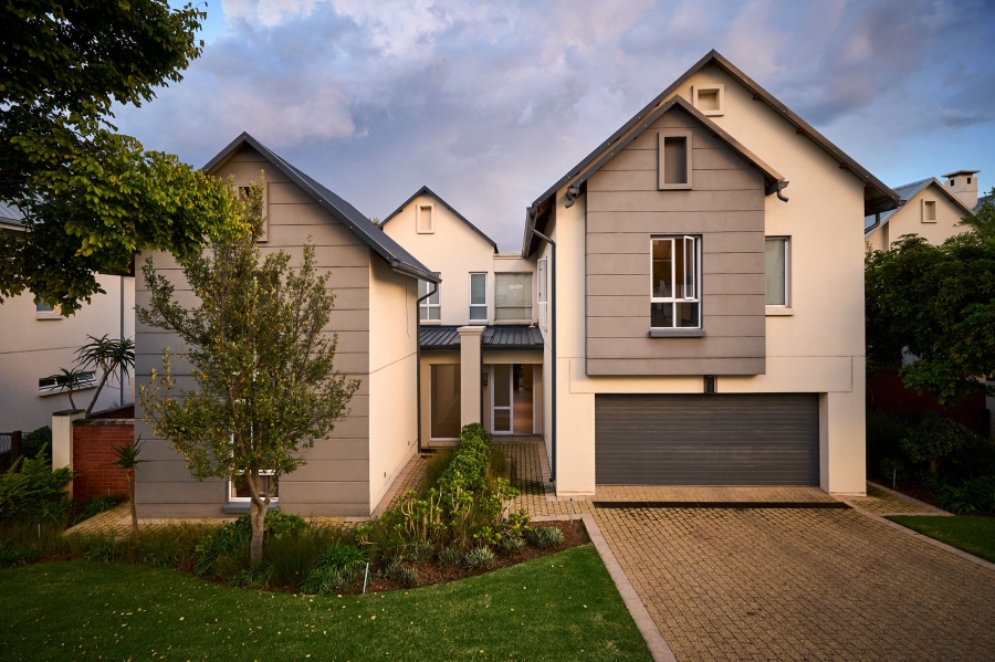 4 Bedroom Property for Sale in Waterfall Country Estate Gauteng