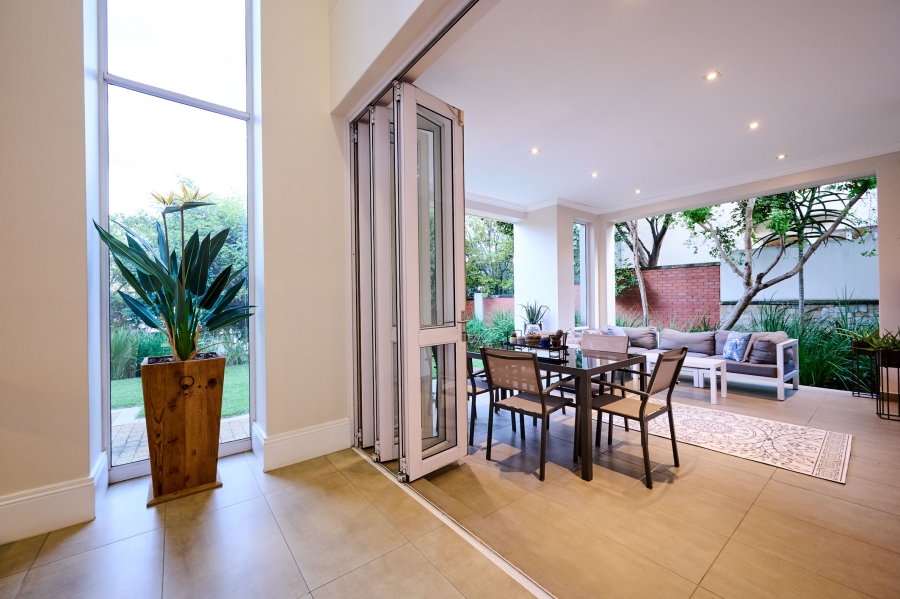 4 Bedroom Property for Sale in Waterfall Country Estate Gauteng
