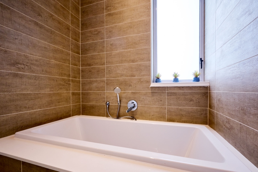 4 Bedroom Property for Sale in Waterfall Country Estate Gauteng