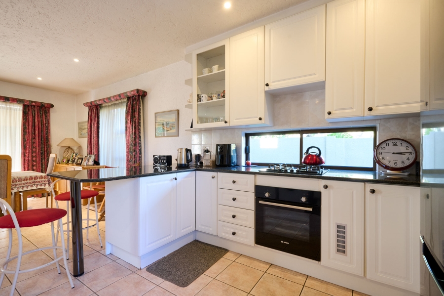 2 Bedroom Property for Sale in Halfway Gardens Gauteng