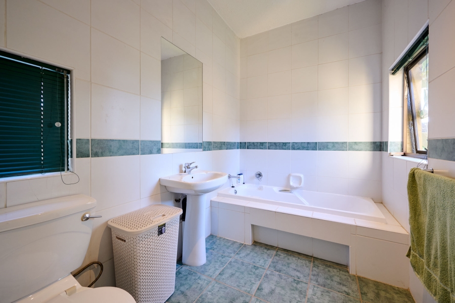 2 Bedroom Property for Sale in Halfway Gardens Gauteng