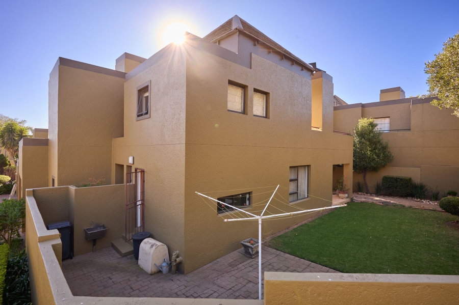 2 Bedroom Property for Sale in Halfway Gardens Gauteng