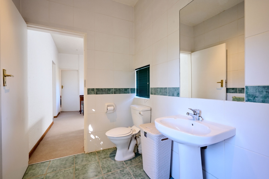 2 Bedroom Property for Sale in Halfway Gardens Gauteng