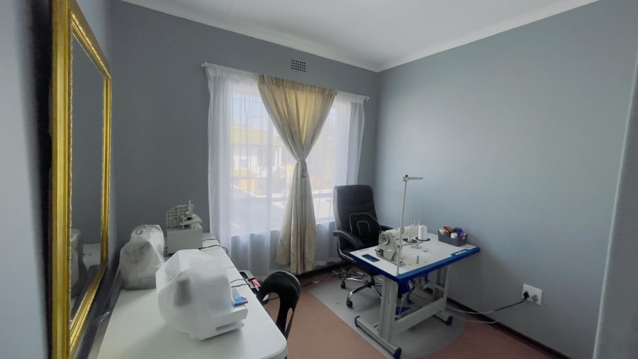 To Let 3 Bedroom Property for Rent in Aston Manor Gauteng
