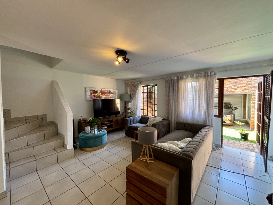 2 Bedroom Property for Sale in Weltevreden Park Gauteng