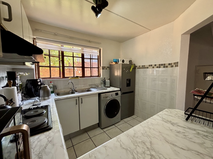 2 Bedroom Property for Sale in Weltevreden Park Gauteng