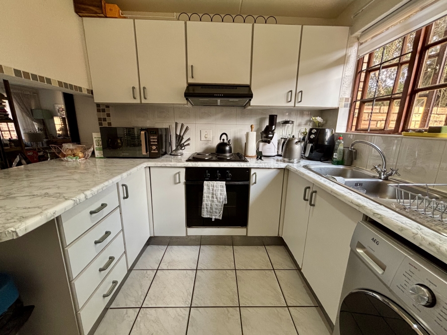 2 Bedroom Property for Sale in Weltevreden Park Gauteng