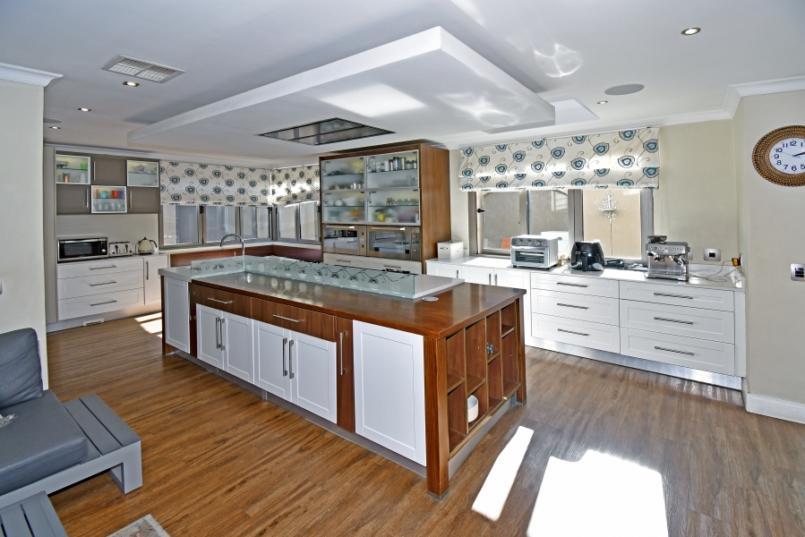 4 Bedroom Property for Sale in Blue Valley Golf Estate Gauteng