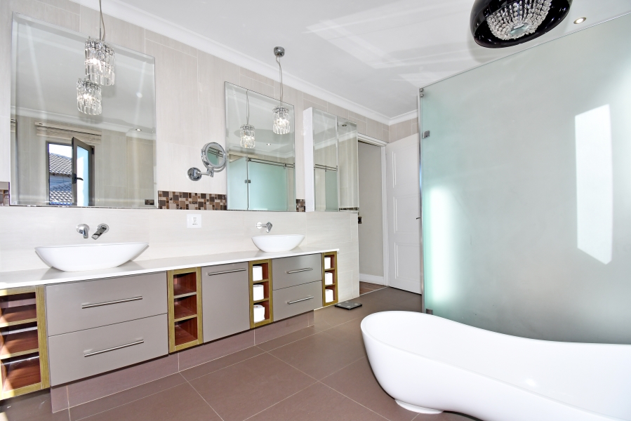 4 Bedroom Property for Sale in Blue Valley Golf Estate Gauteng