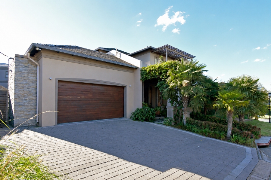 4 Bedroom Property for Sale in Blue Valley Golf Estate Gauteng