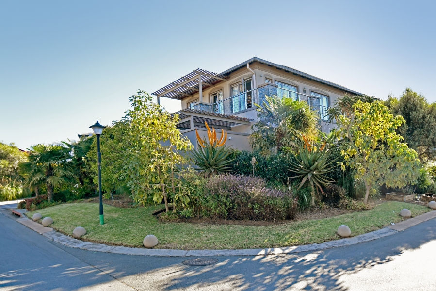 4 Bedroom Property for Sale in Blue Valley Golf Estate Gauteng