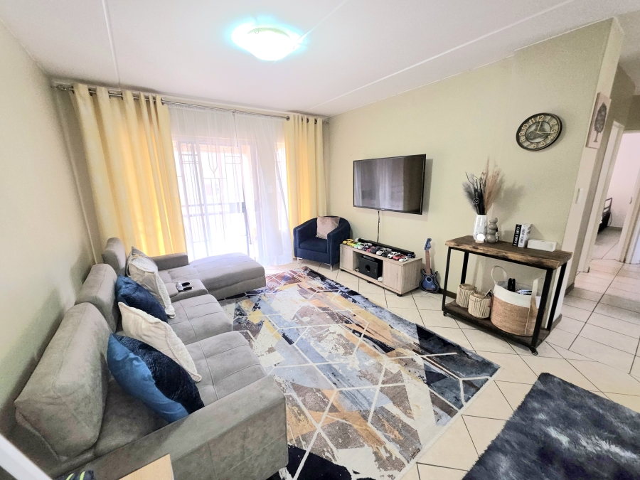 2 Bedroom Property for Sale in Noordwyk Gauteng