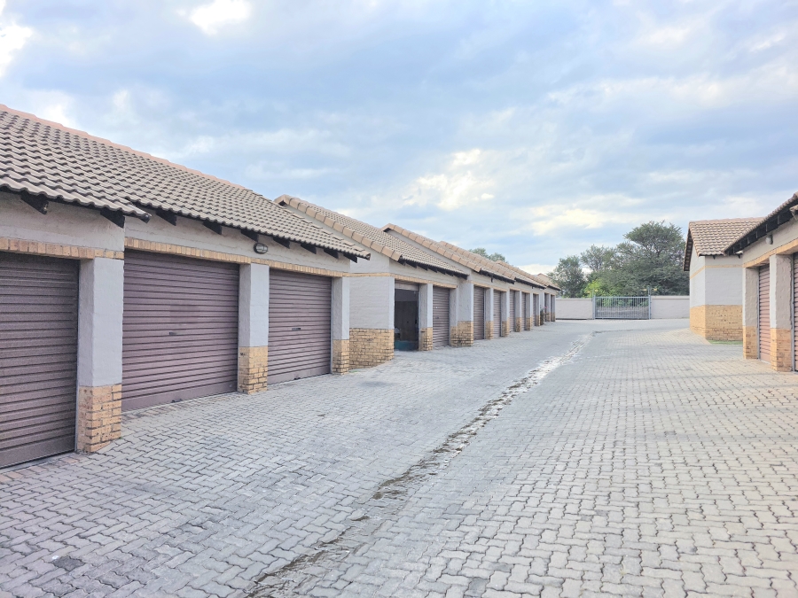 2 Bedroom Property for Sale in Noordwyk Gauteng