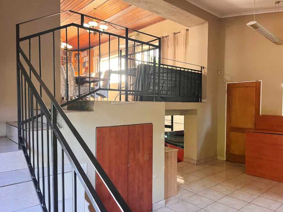 6 Bedroom Property for Sale in Norwood Gauteng