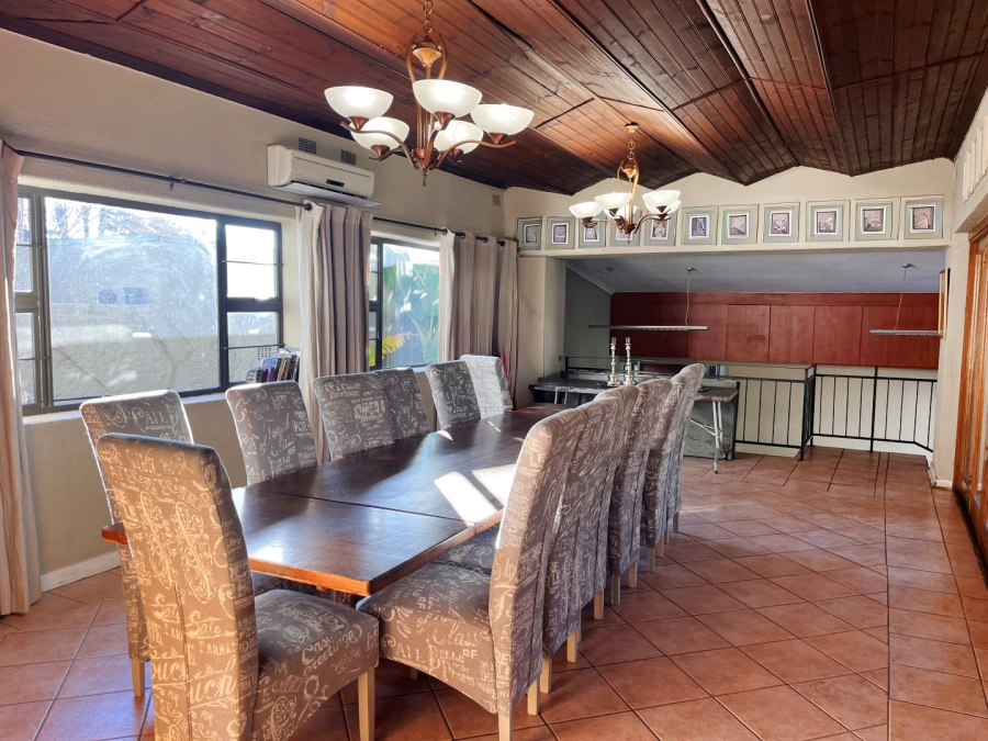 6 Bedroom Property for Sale in Norwood Gauteng