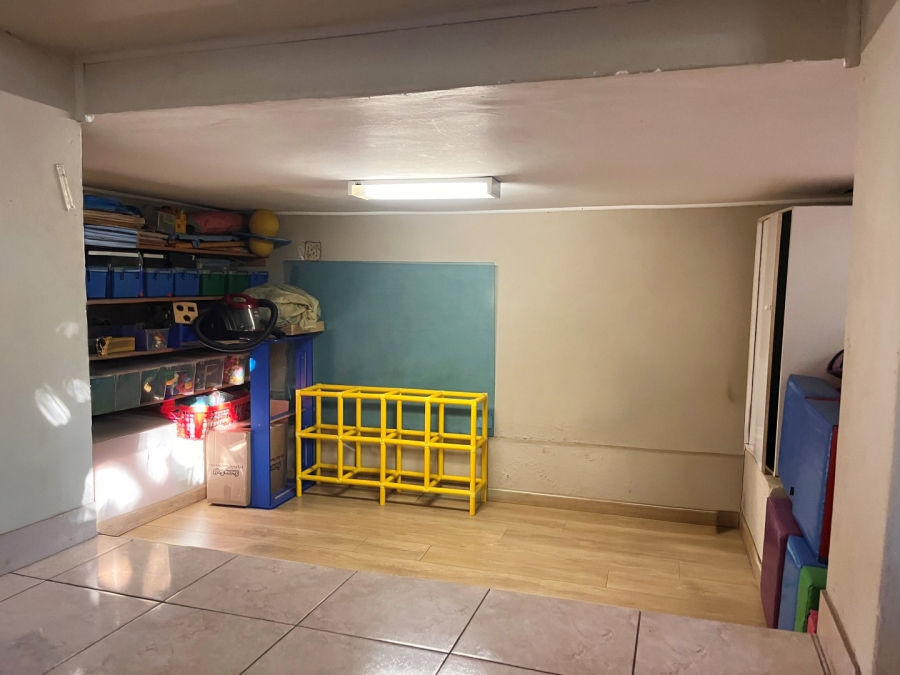 6 Bedroom Property for Sale in Norwood Gauteng