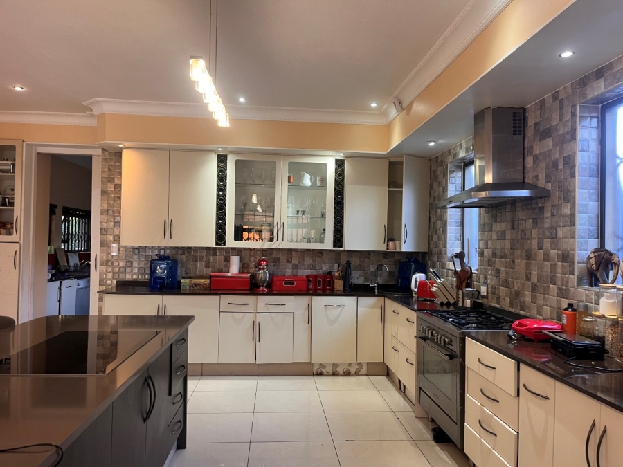 4 Bedroom Property for Sale in Highlands North Gauteng