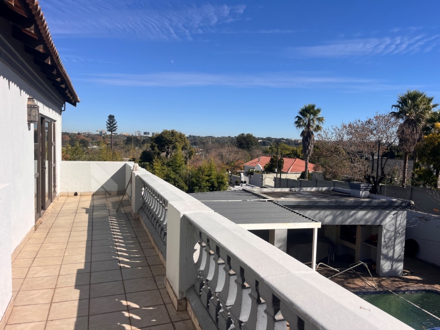 4 Bedroom Property for Sale in Highlands North Gauteng