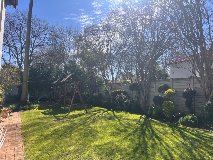 4 Bedroom Property for Sale in Highlands North Gauteng
