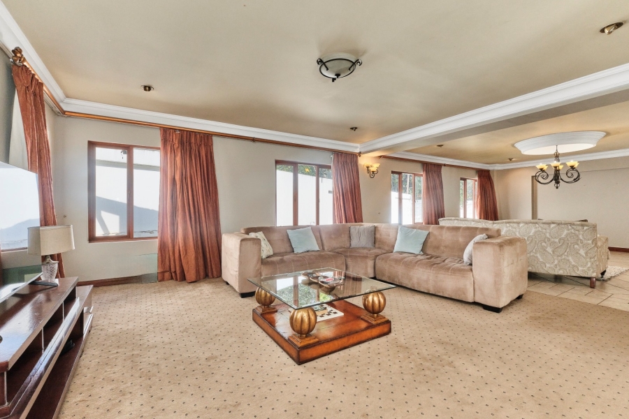 4 Bedroom Property for Sale in Morningside Manor Gauteng