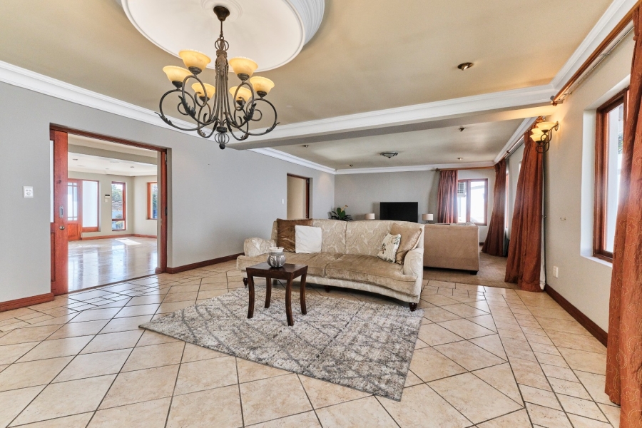 4 Bedroom Property for Sale in Morningside Manor Gauteng