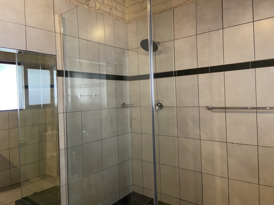 To Let 1 Bedroom Property for Rent in Darrenwood Gauteng