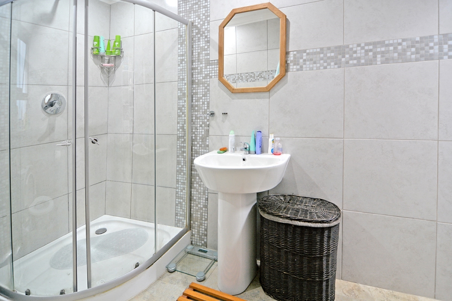 5 Bedroom Property for Sale in Bryanston Gauteng