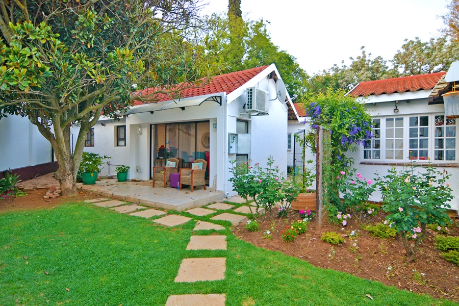 5 Bedroom Property for Sale in Bryanston Gauteng