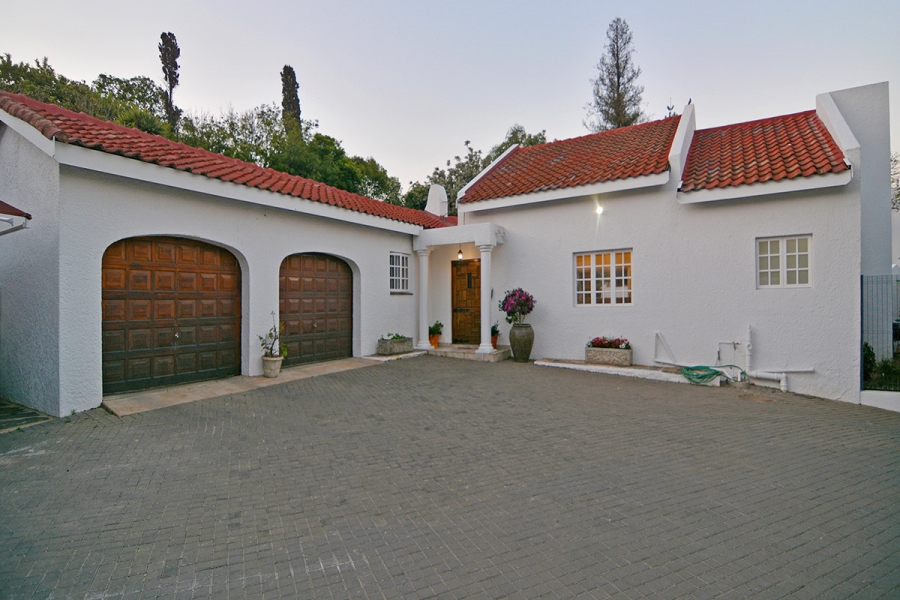 5 Bedroom Property for Sale in Bryanston Gauteng