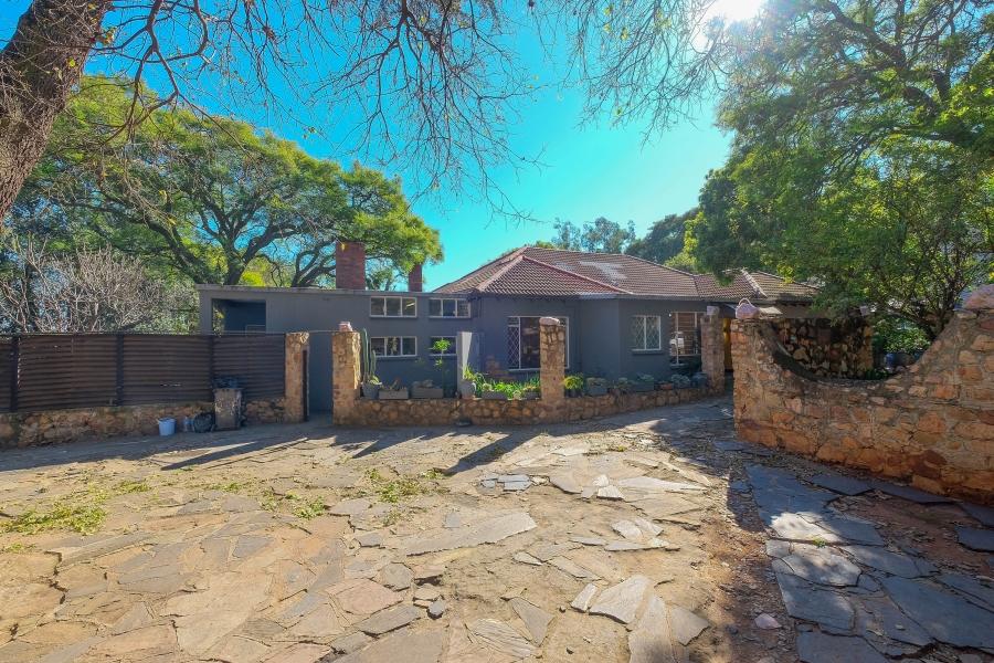 6 Bedroom Property for Sale in Houghton Estate Gauteng