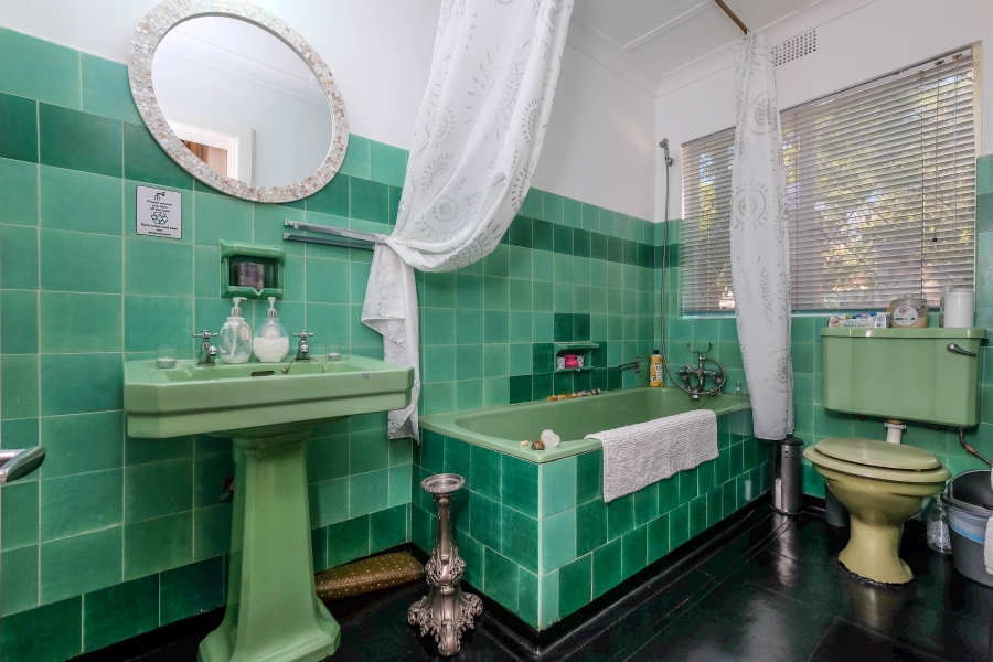6 Bedroom Property for Sale in Houghton Estate Gauteng