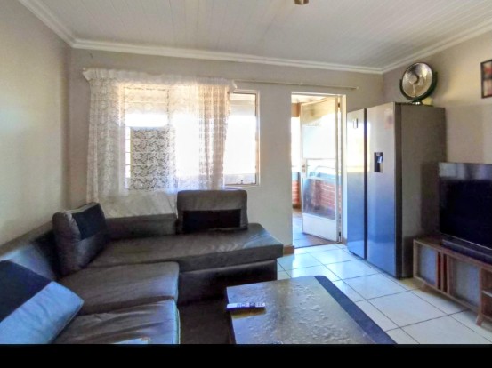 2 Bedroom Property for Sale in Andeon Gauteng