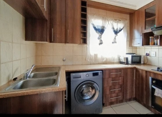 2 Bedroom Property for Sale in Andeon Gauteng