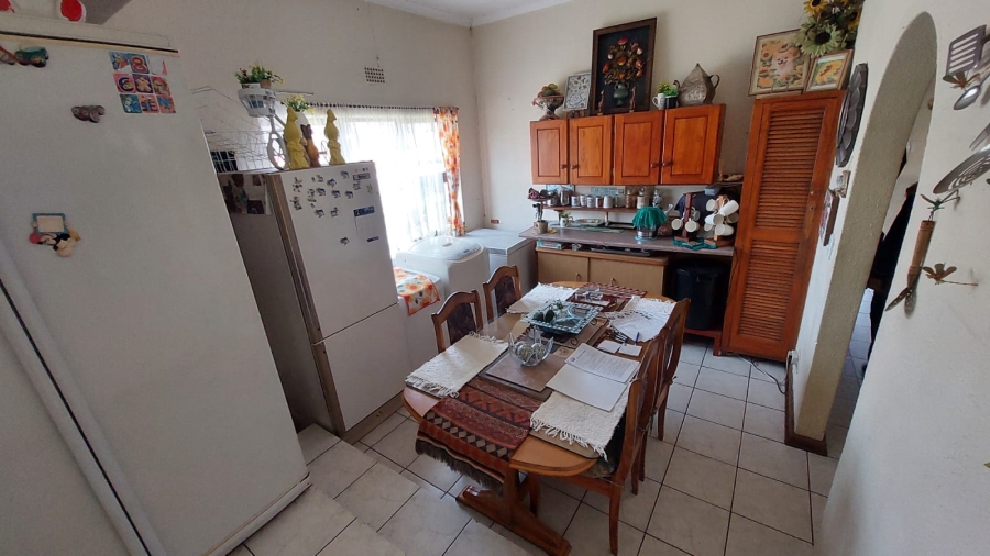 4 Bedroom Property for Sale in Breaunanda Gauteng