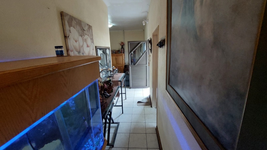 4 Bedroom Property for Sale in Breaunanda Gauteng