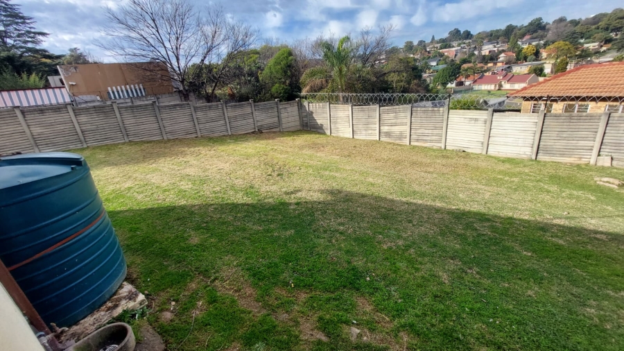 4 Bedroom Property for Sale in Breaunanda Gauteng