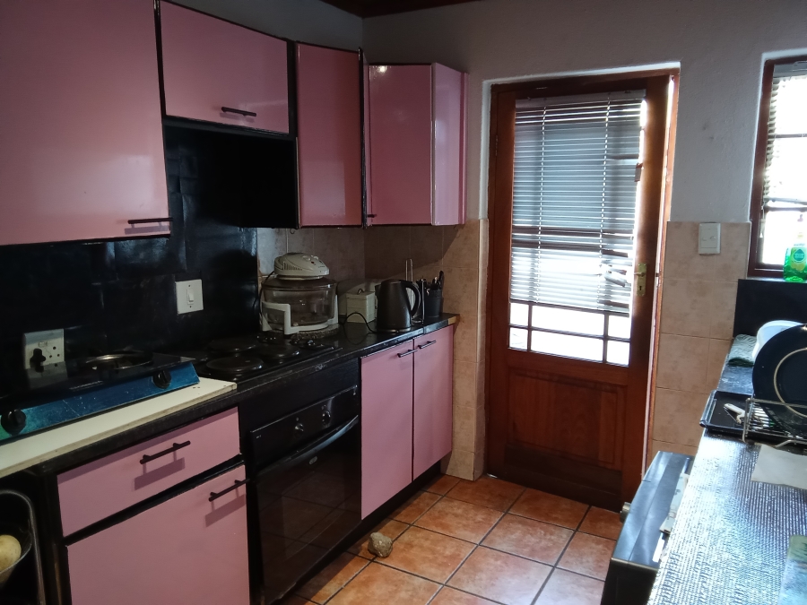2 Bedroom Property for Sale in Weltevreden Park Gauteng