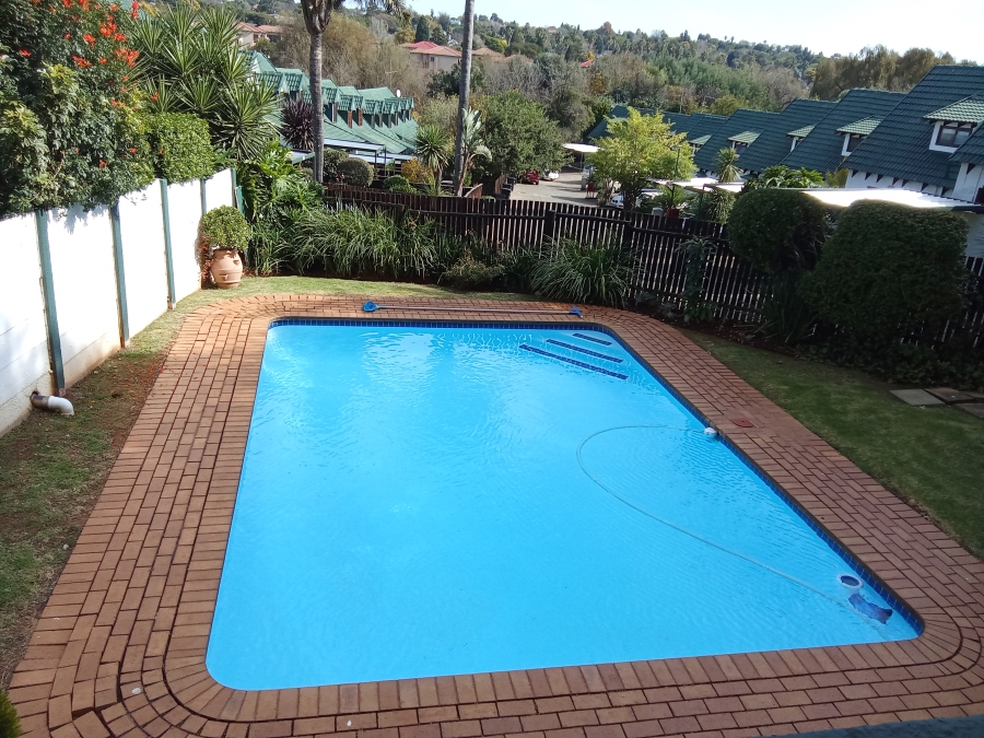 2 Bedroom Property for Sale in Weltevreden Park Gauteng
