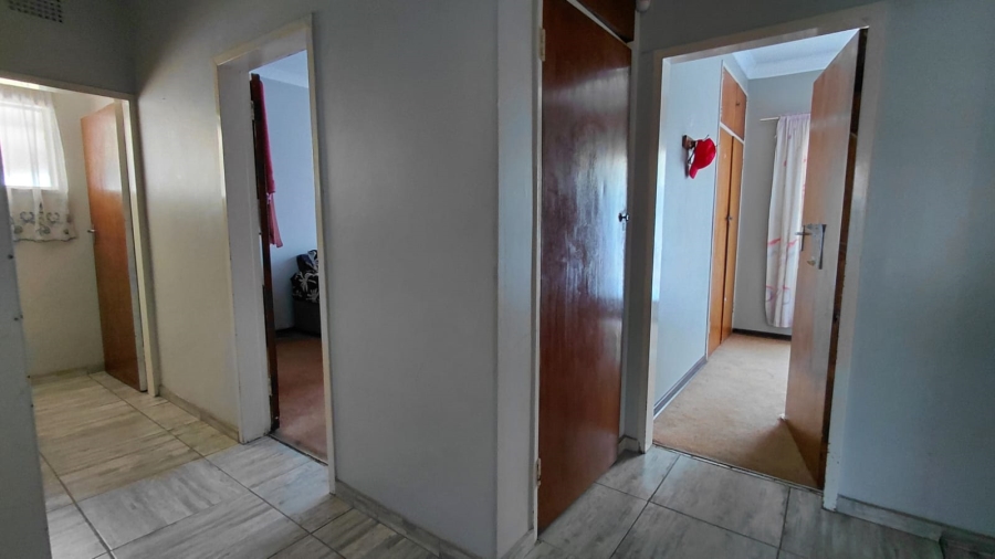 3 Bedroom Property for Sale in Randgate Gauteng