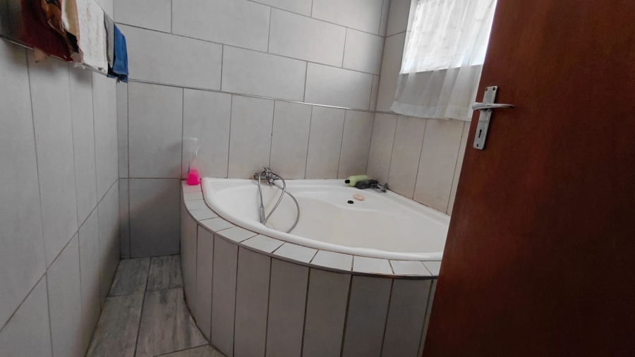 3 Bedroom Property for Sale in Randgate Gauteng