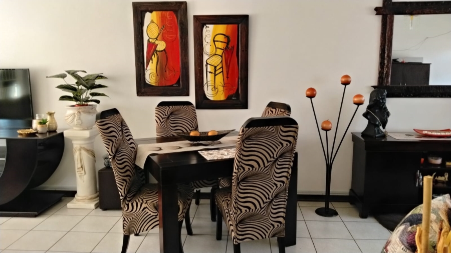 2 Bedroom Property for Sale in Greenhills Gauteng